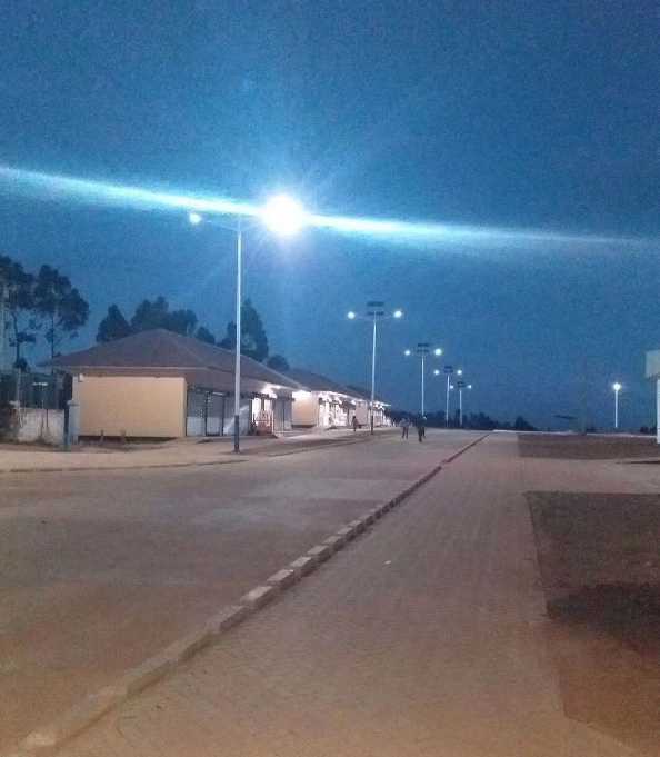 彝良县非洲科特迪瓦太阳能路灯工程